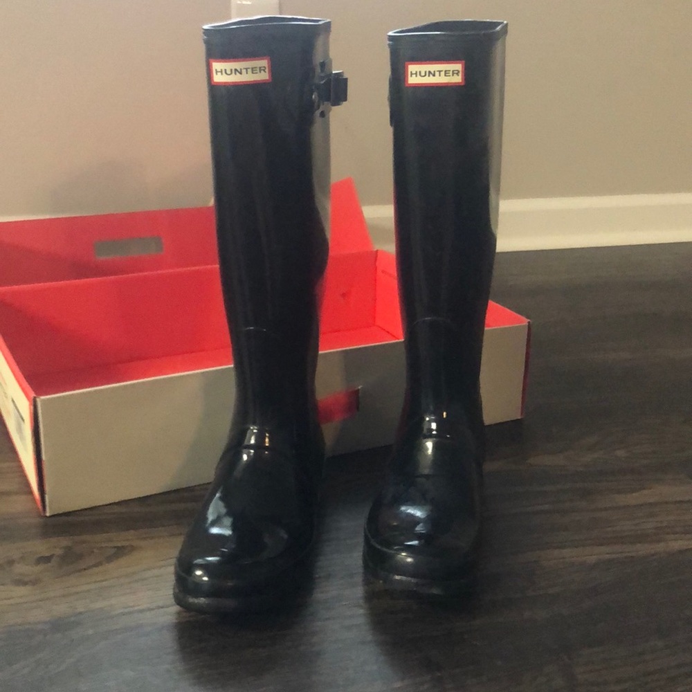 Women’s Black Hunter Rain Boots Size 9
